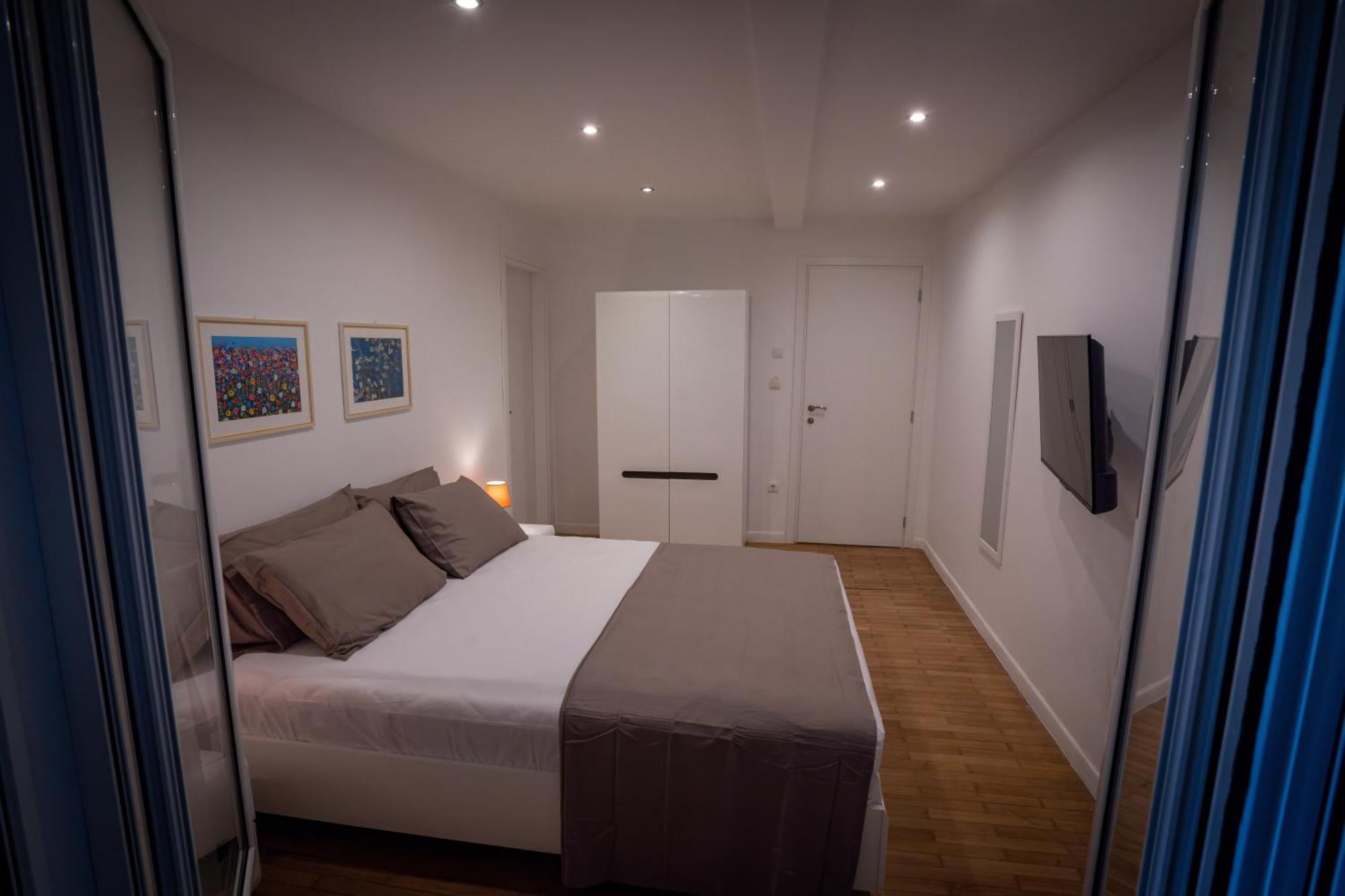 My Secret Garden - With 2 Private Rooms, Separate Baths And Balcony Garden Athens