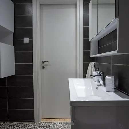 My Secret Garden Rooms - Apartment With 2 Private Rooms, Separate Baths And Balcony Garden Athens Exterior photo