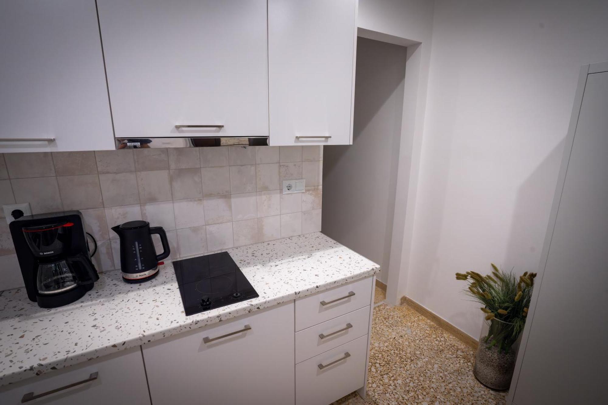 Διαμέρισμα My Secret Garden - With 2 Private Rooms, Separate Baths And Balcony Garden *